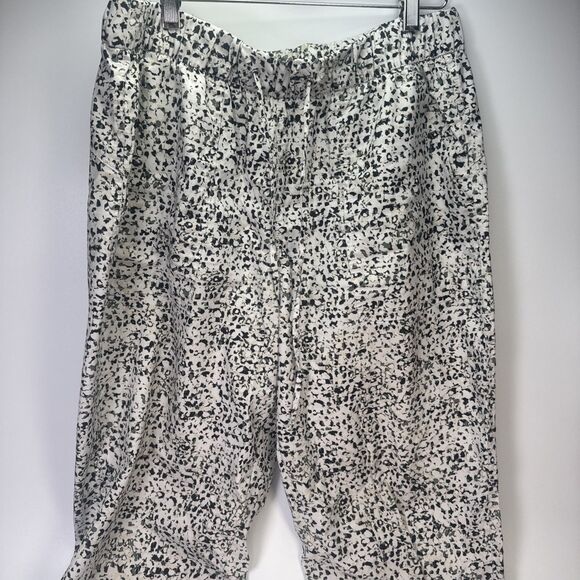 Old Navy Pants - Old Navy Active Large Tall Camo Stretchtech Ankle Pants High Rise Elastic Waist